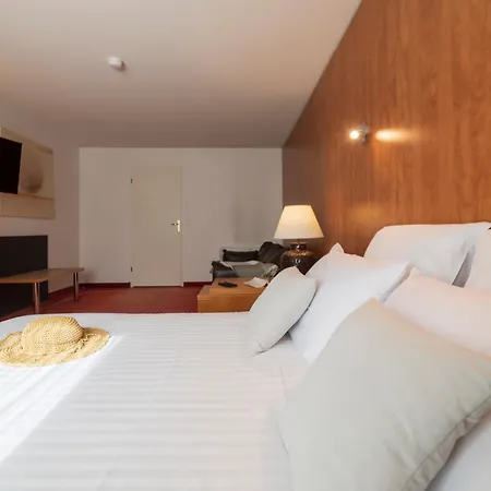 Hotel Cerise Bordeaux Aeroport Mérignac