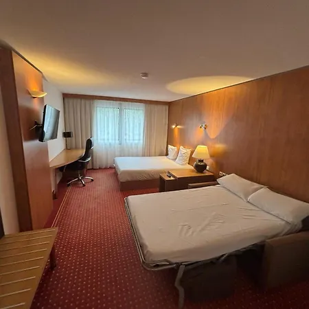 Cerise Bordeaux Aeroport