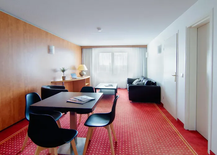 Cerise Bordeaux Aeroport 3*