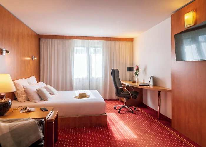 Hotel Cerise Bordeaux Aeroport